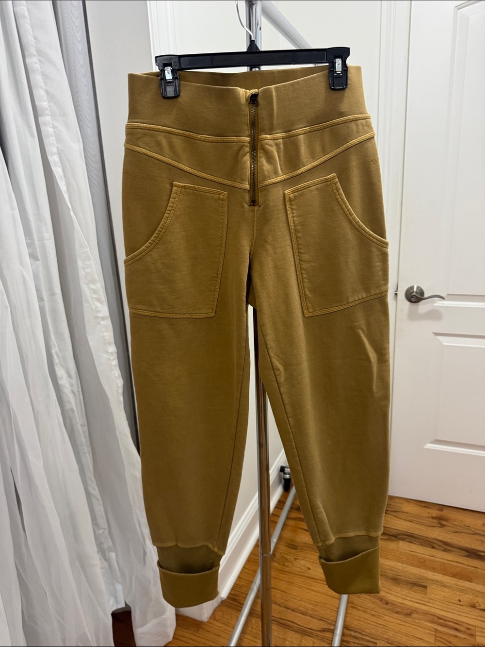 FP Movement by Free People Tan High-Waist Jogger Pants Large - Picture 11 of 11